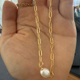 Caellia 18K gold paperclip chain necklace featuring a single baroque freshwater pearl.
