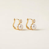 Pearl earrings listing image - Hero product shot