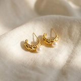 Pearl earrings listing image - Catbird-inspired romantic softness