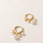 Pearl earrings listing image - Hero product shot