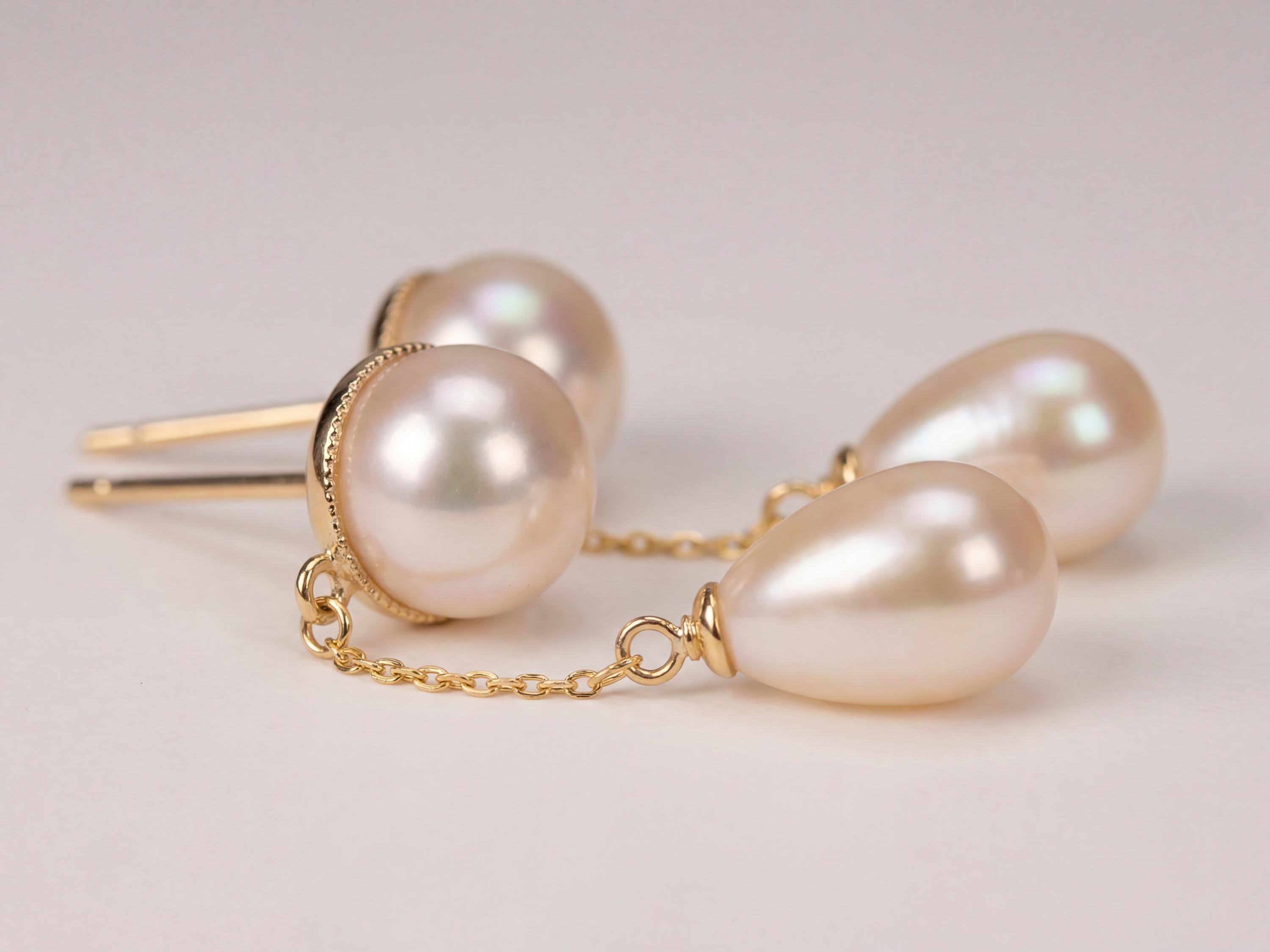 Pearl earrings listing image - Detail macro shot