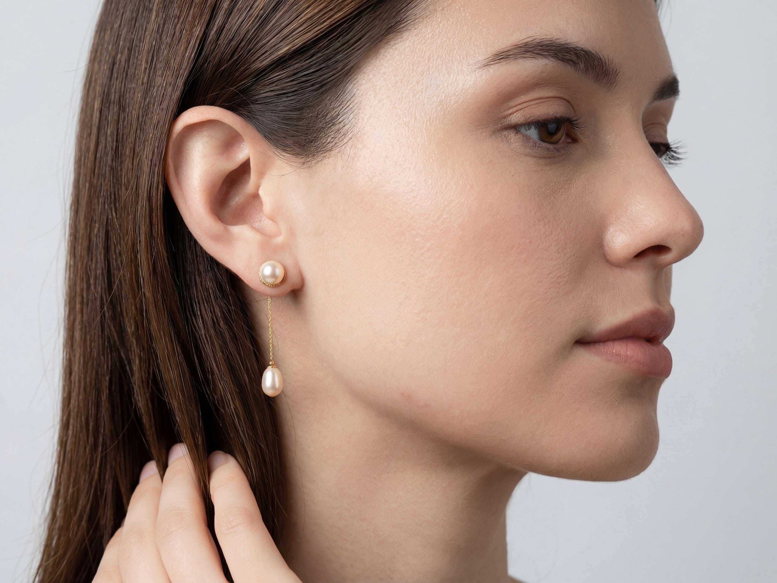 Pearl earrings listing image - Quiet luxury side profile