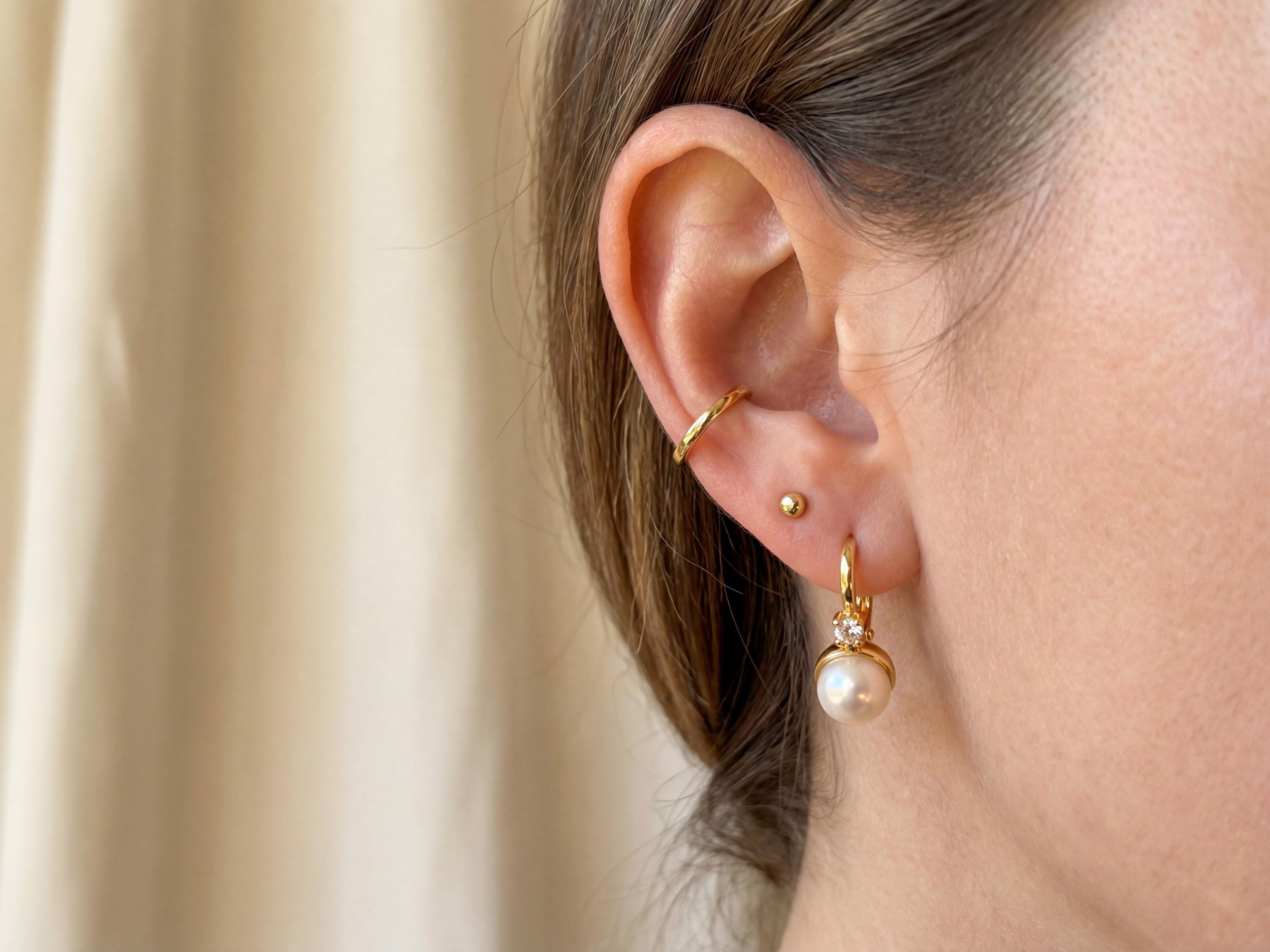 Pearl earrings listing image - Stacking look