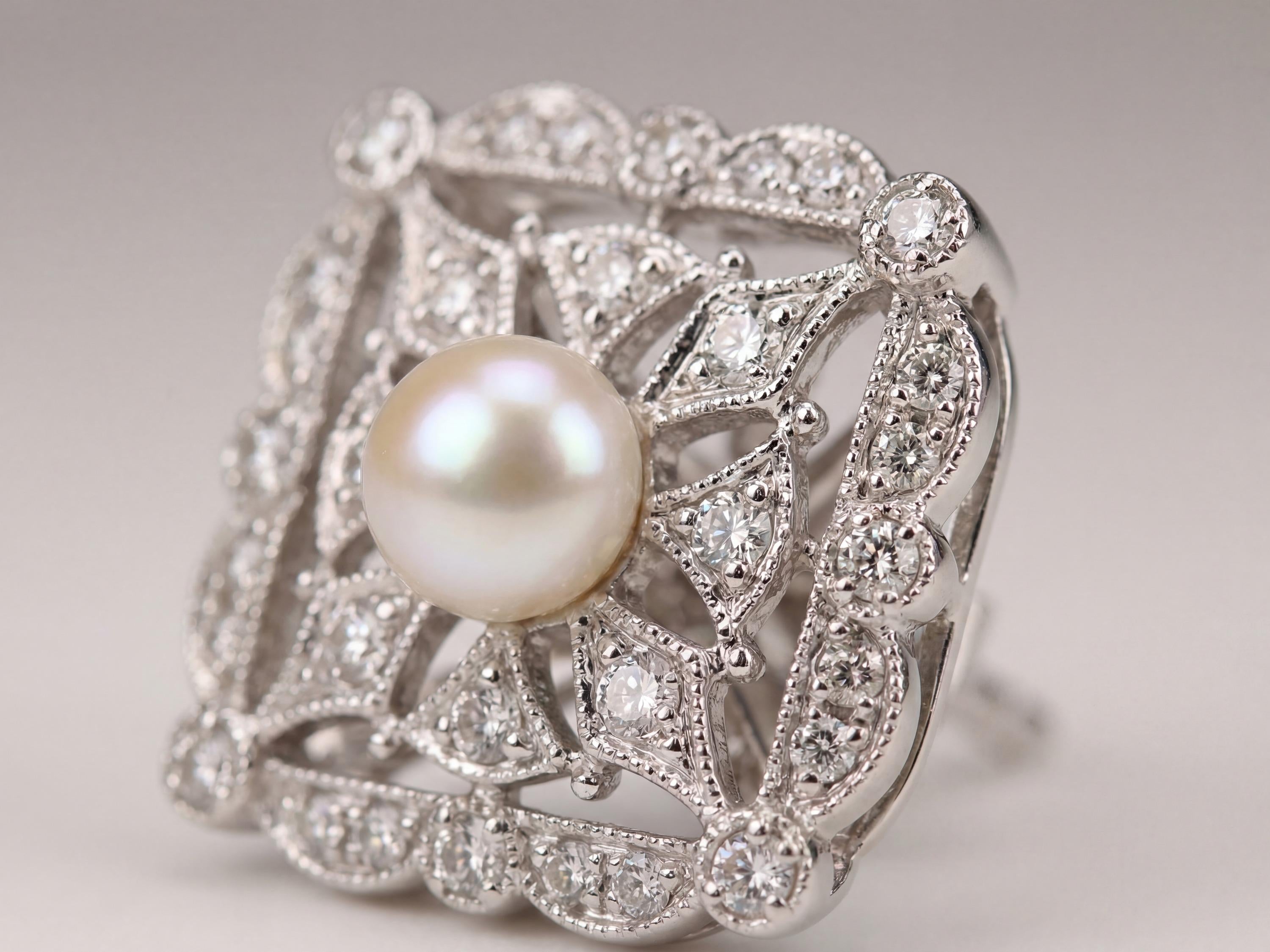 Sterling Silver Freshwater Pearl Stud Earrings: Diamond Square Design