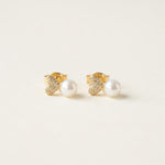Pearl earrings listing image - Hero product shot