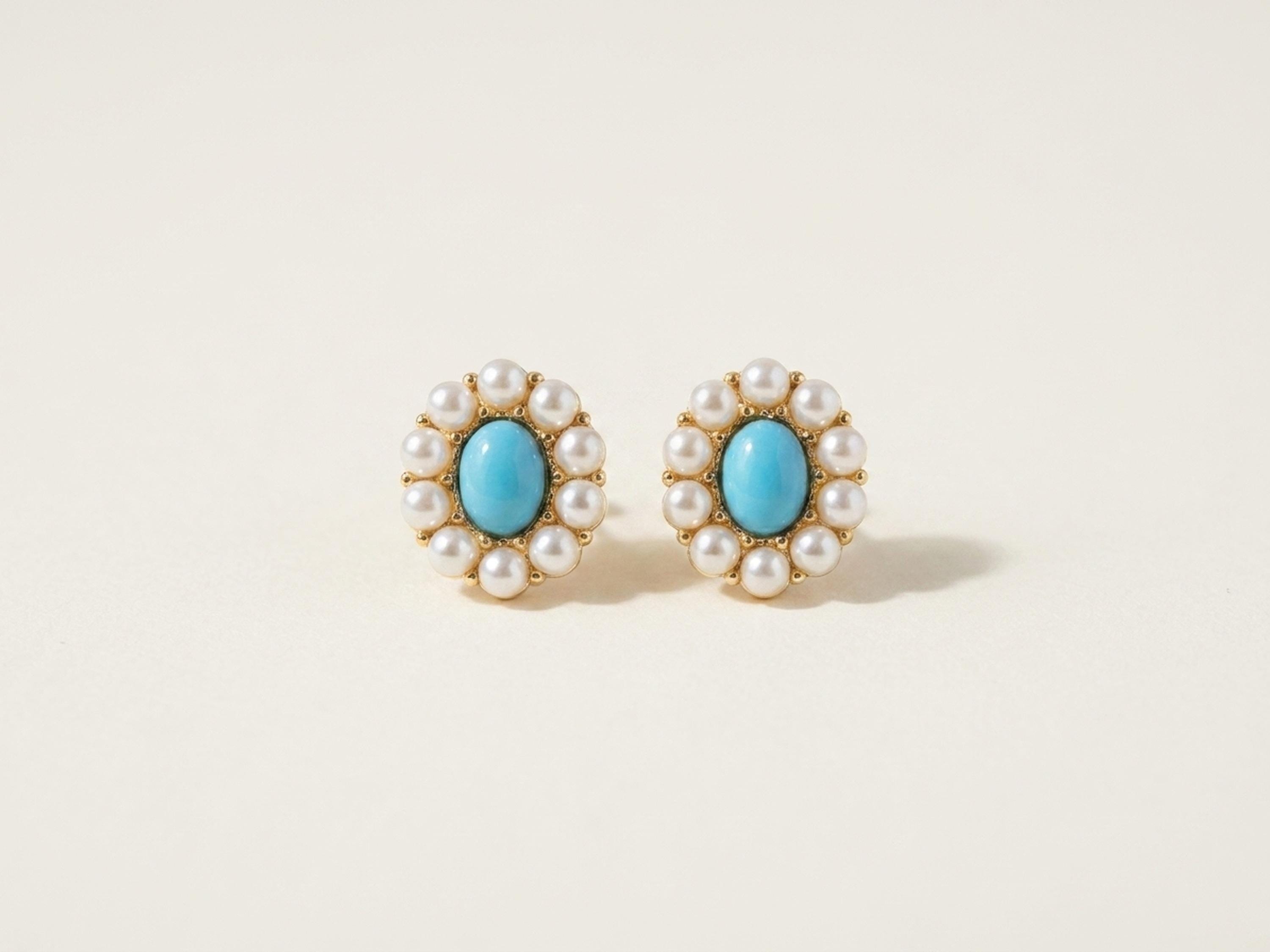 Pearl earrings listing image - Hero product shot