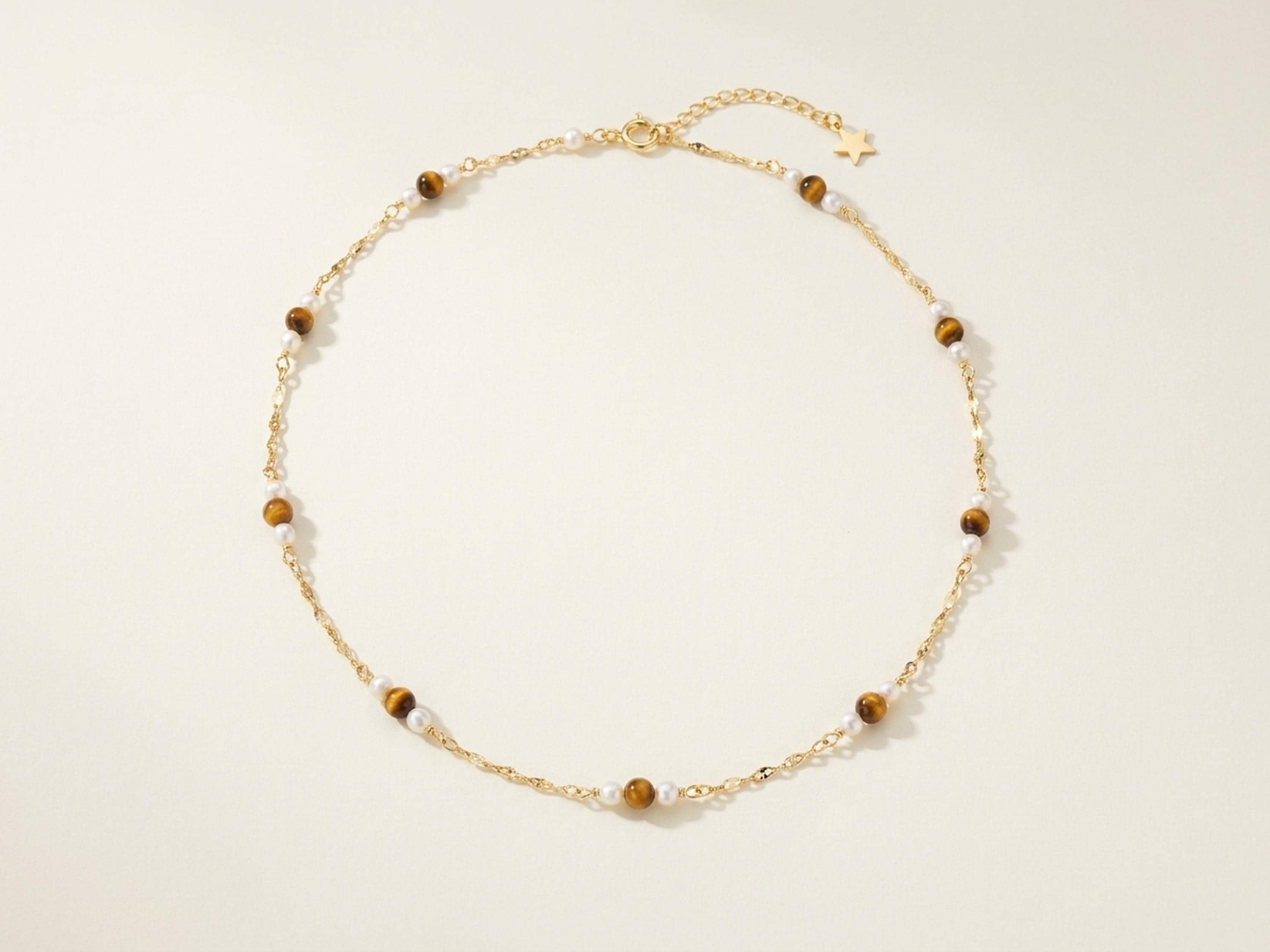 Pearl necklace listing image - Main hero image